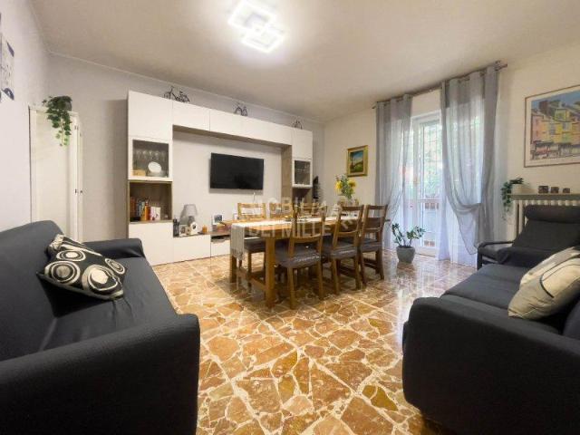 Appartamento in vendita a San Giacomo esterna, Re