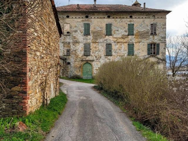 Palazzo in vendita a Spongiola, Bettola
