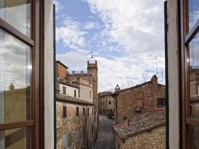 Palazzo in vendita a Montalcino, Toscana
