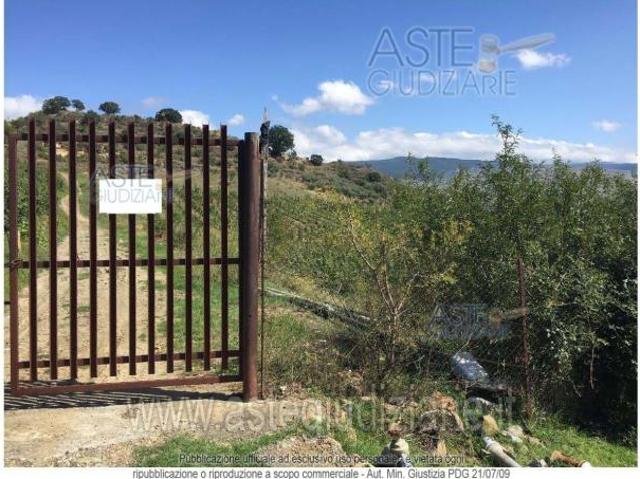 Terreno in vendita a Risaro, Sicilia