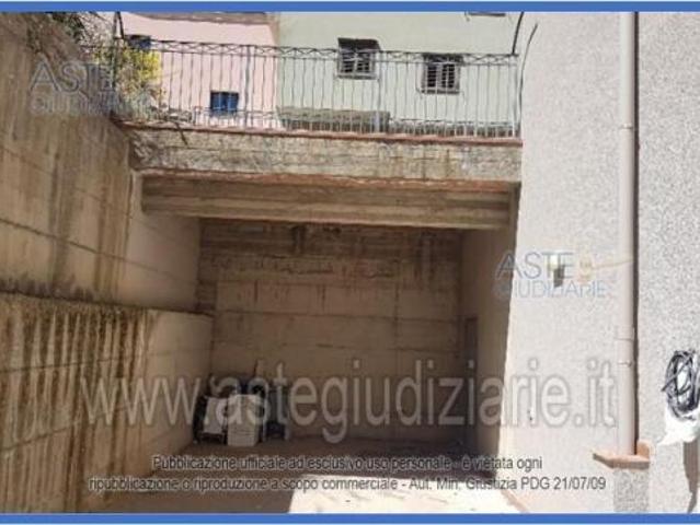 Box in vendita a Enna, Sicilia