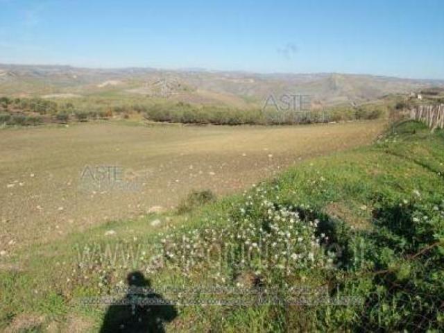 Terreno in vendita a Riesi, Caltanissetta