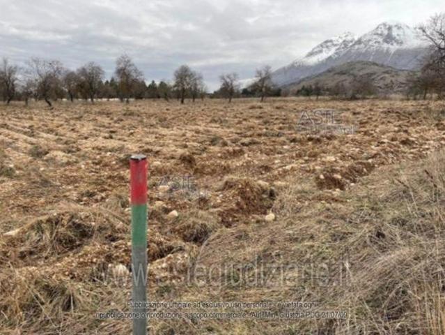 Terreno in vendita a Massa D'albe, Abruzzo