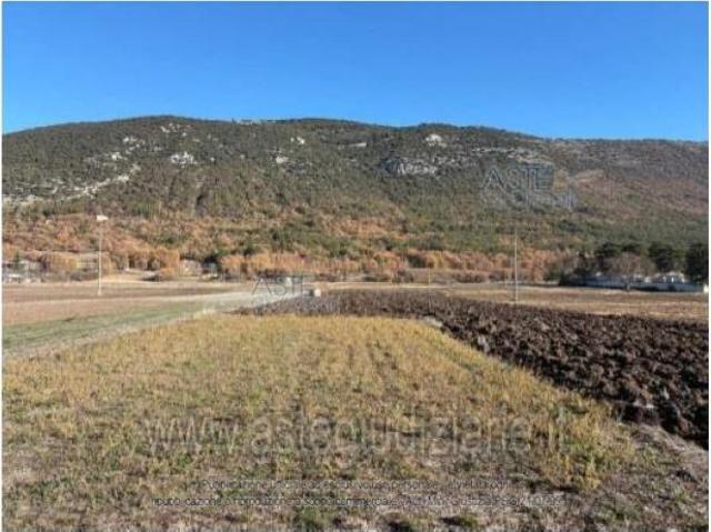 Terreno in vendita a San Pio Delle Camere, Abruzzo