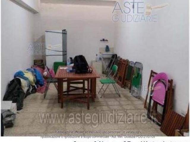 Box in vendita a Puglia, Barletta-andria-trani