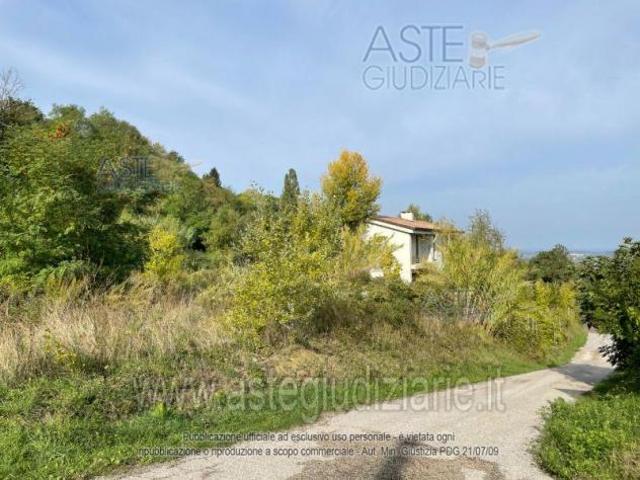 Terreno in vendita a Montescudo-Monte Colombo, Montescudo