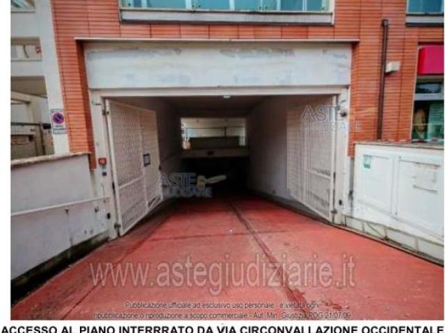 Box in vendita a Rimini
