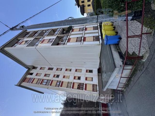 Locale Commerciale in vendita a Valduggia, Vercelli