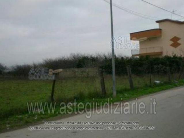 Terreno in vendita a Caivano, Campania