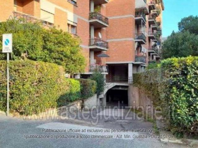 Capannone in vendita a Prato