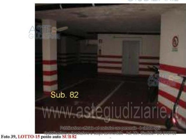 Box in vendita a Oristano, Sardigna/Sardegna