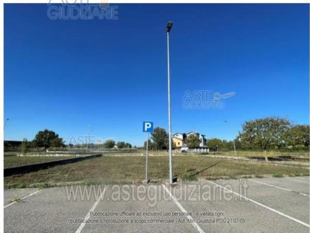Terreno in vendita a Curtatone, Mantova