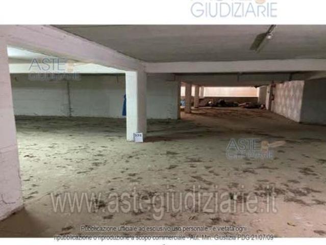 Box in vendita a L'Aquila