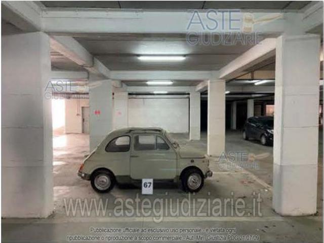 Box in vendita a L'Aquila