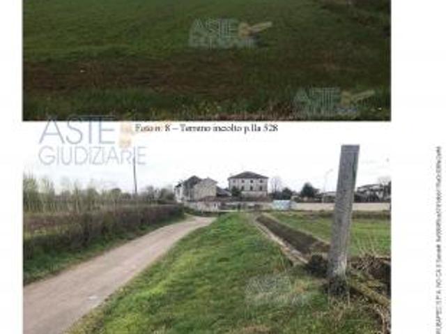 Terreno in vendita a Canneto sull'Oglio, Mantova