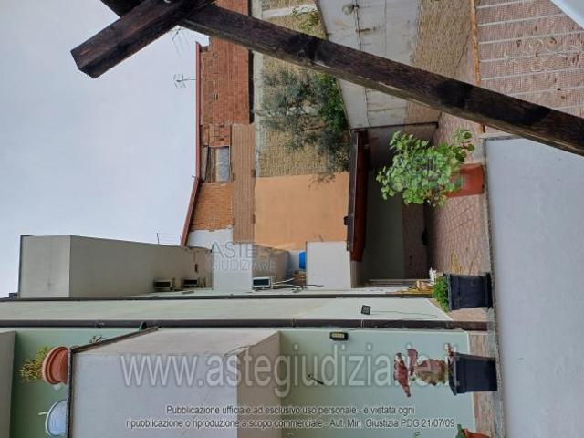 Capannone in vendita a San Marcellino, Campania