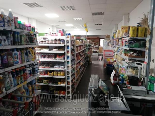 Locale Commerciale in vendita a Castiglione Messer Marino, Abruzzo