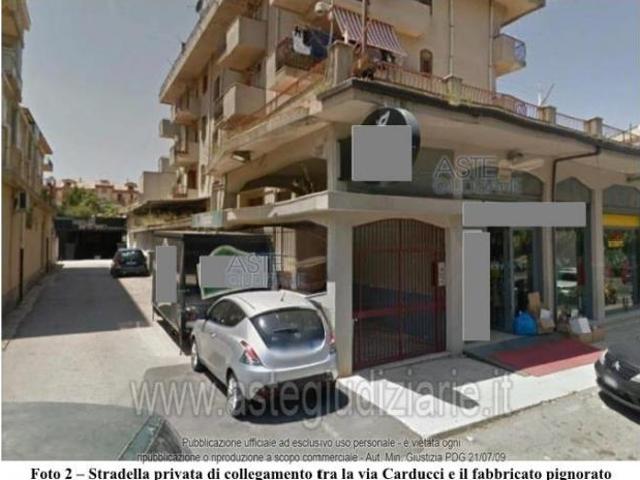 Locale Commerciale in vendita a Piazza, Sicilia
