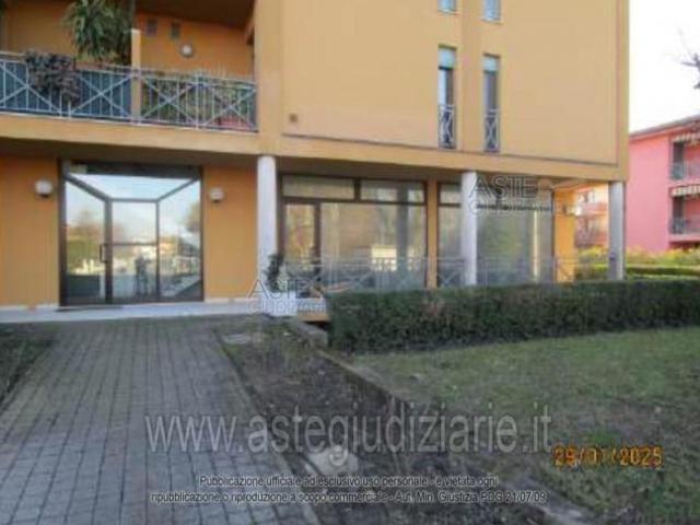 Ufficio in vendita a Curtatone, Lombardia