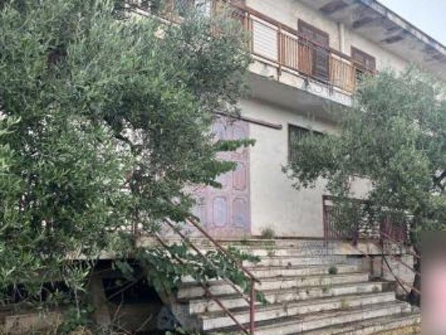 Ufficio in vendita a Puglia, Bari