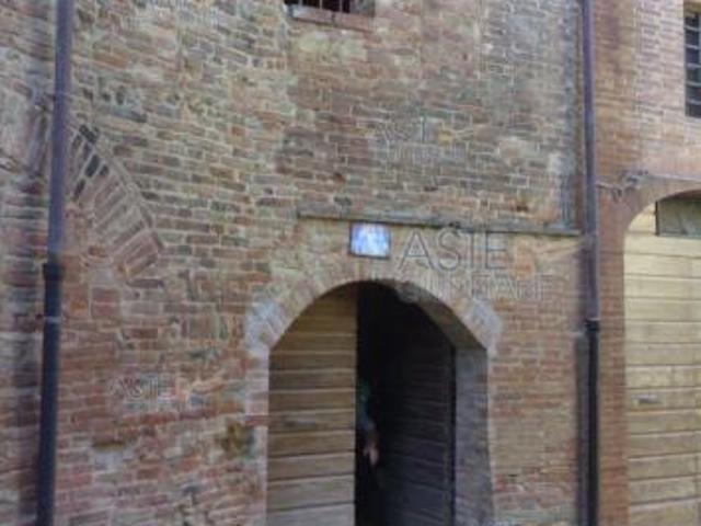 Capannone in vendita a Montepulciano, Siena