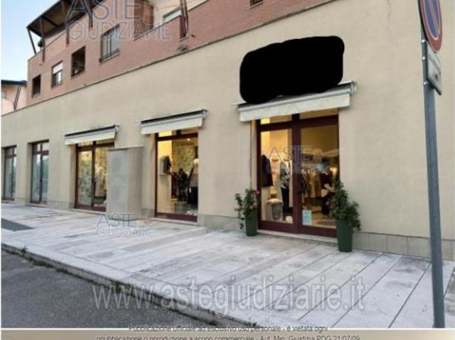 Box in vendita a Marche, Ancona