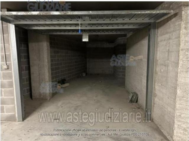 Box in vendita a Marche, Ancona
