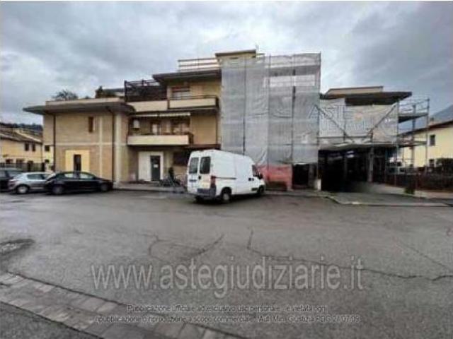 Capannone in vendita a Prato, Toscana