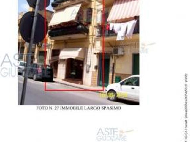 Locale Commerciale in vendita a Niscemi, Sicilia
