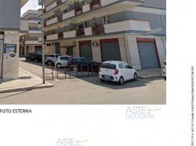 Capannone in vendita a Puglia, Bari