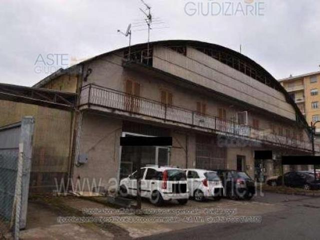 Capannone in vendita a Polle, Piemonte