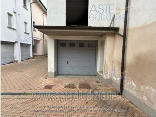 Box in vendita a Castel San Giovanni, Piacenza