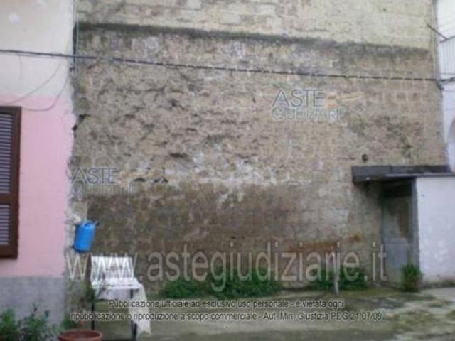 Capannone in vendita a Frattamaggiore, Campania
