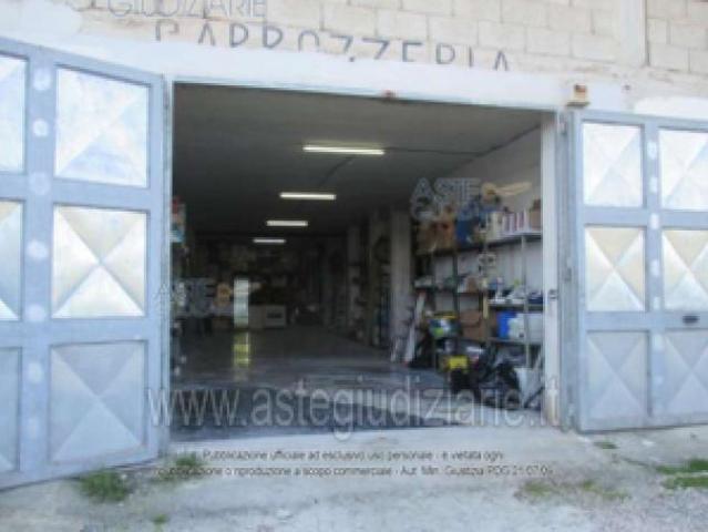 Capannone in vendita a Puglia, Taranto