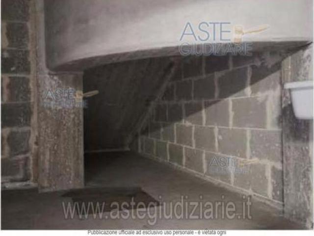 Box in vendita a Zona 167, Puglia