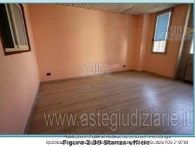 Ufficio in vendita a Campania