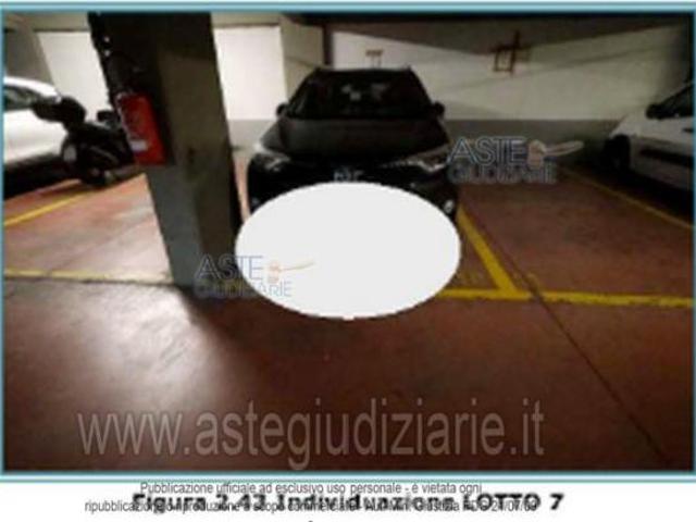 Box in vendita a Campania
