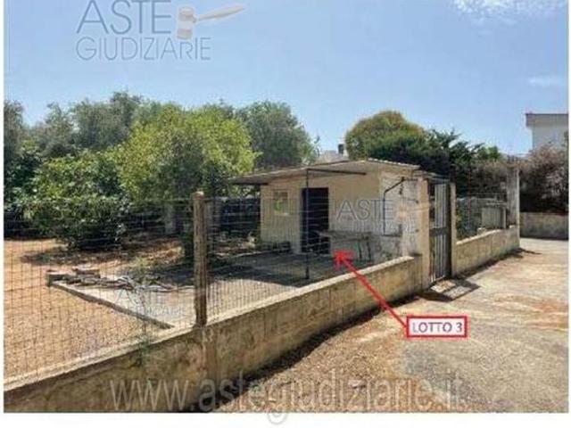 Capannone in vendita a Puglia, Taranto