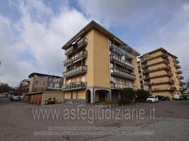 Capannone in vendita a Polle, Piemonte