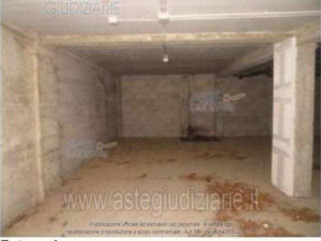 Box in vendita a Tarquinia, Lazio