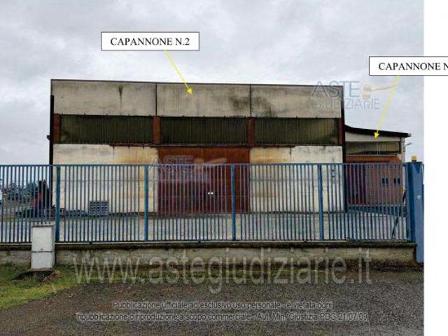 Locale Commerciale in vendita a Fiorenzuola D'arda, Reggio Emilia