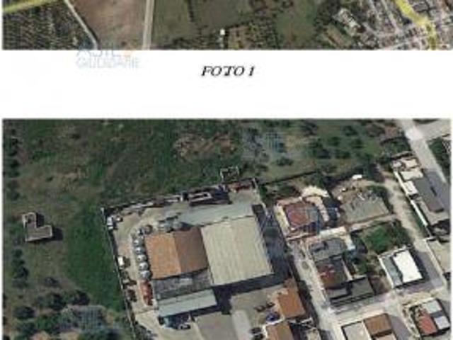 Locale Commerciale in vendita a Puglia, Bari