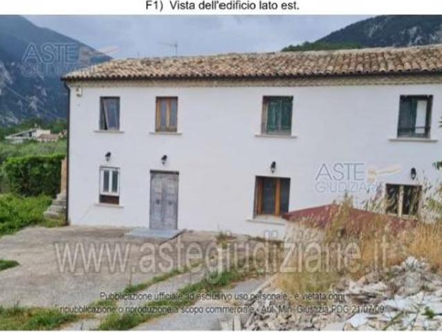 Appartamento in vendita a Castiglione A Casauria, Abruzzo