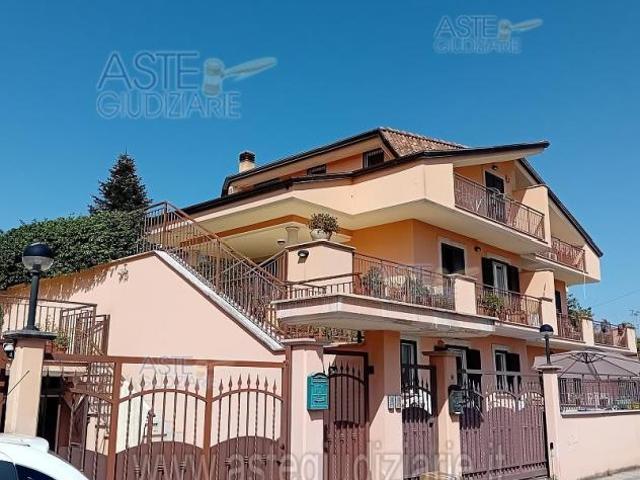 Villa Indipendente in vendita a Veroli, Lazio
