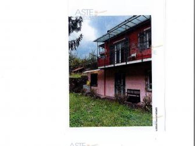 Villa Indipendente in vendita a Val Polcevera, Serra Riccò