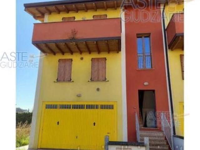 Villa Indipendente in vendita a Casaloldo, Lombardia