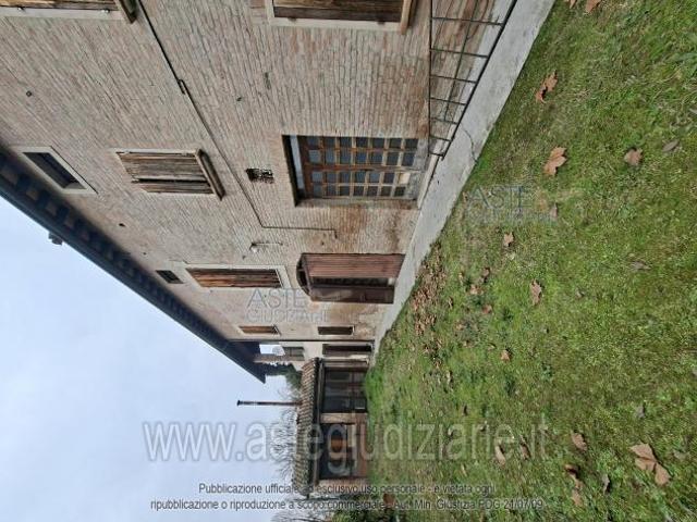 Appartamento in vendita a Cavezzo, Modena