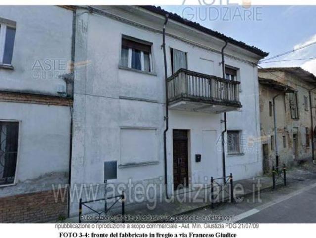 Appartamento in vendita a Voghera, Lombardia