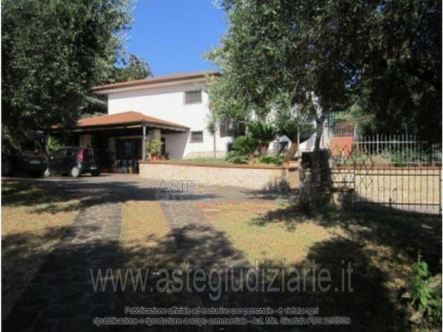 Villa Indipendente in vendita a Sezze, Lazio