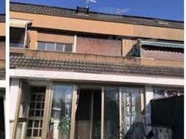 Villa Indipendente in vendita a Motta Visconti, Milano